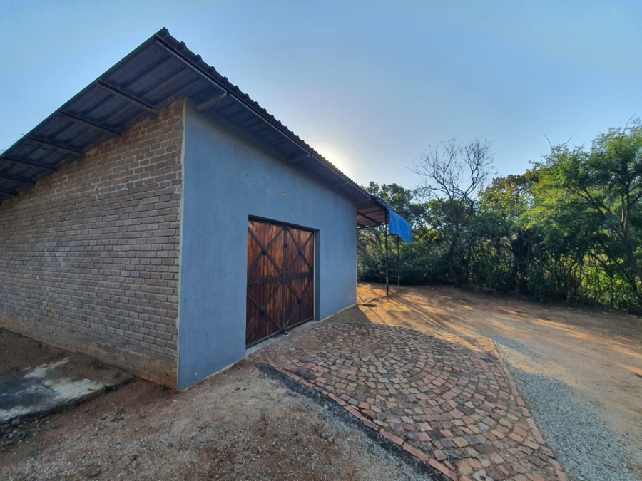 To Let 2 Bedroom Property for Rent in Zandfontein A H North West